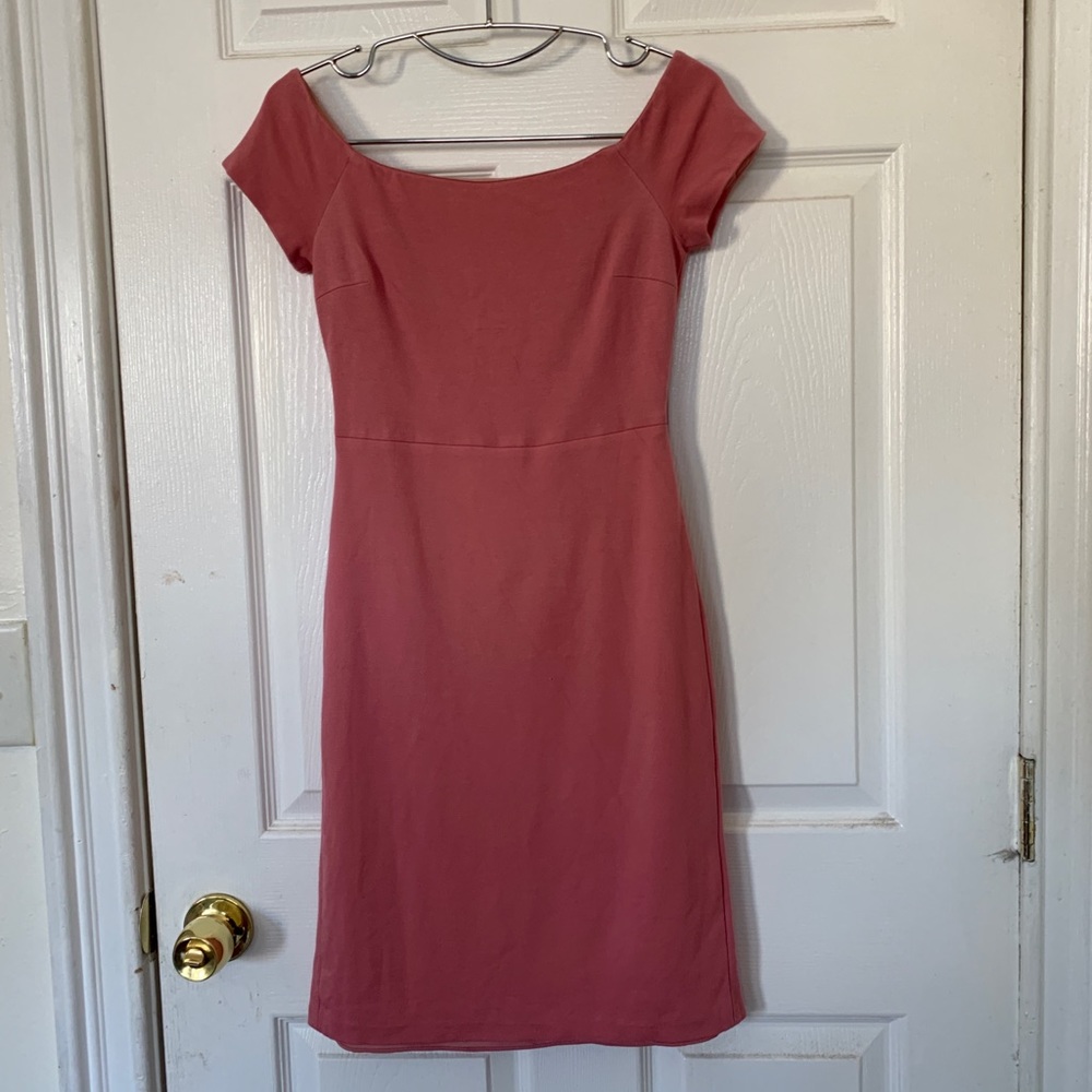Alice Olivia Aleah off-shoulder dress dusty rose